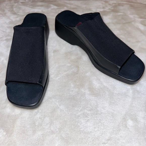 Easy Spirit Black 90s Platform Wedge Slides Size 8 - Picture 2 of 14